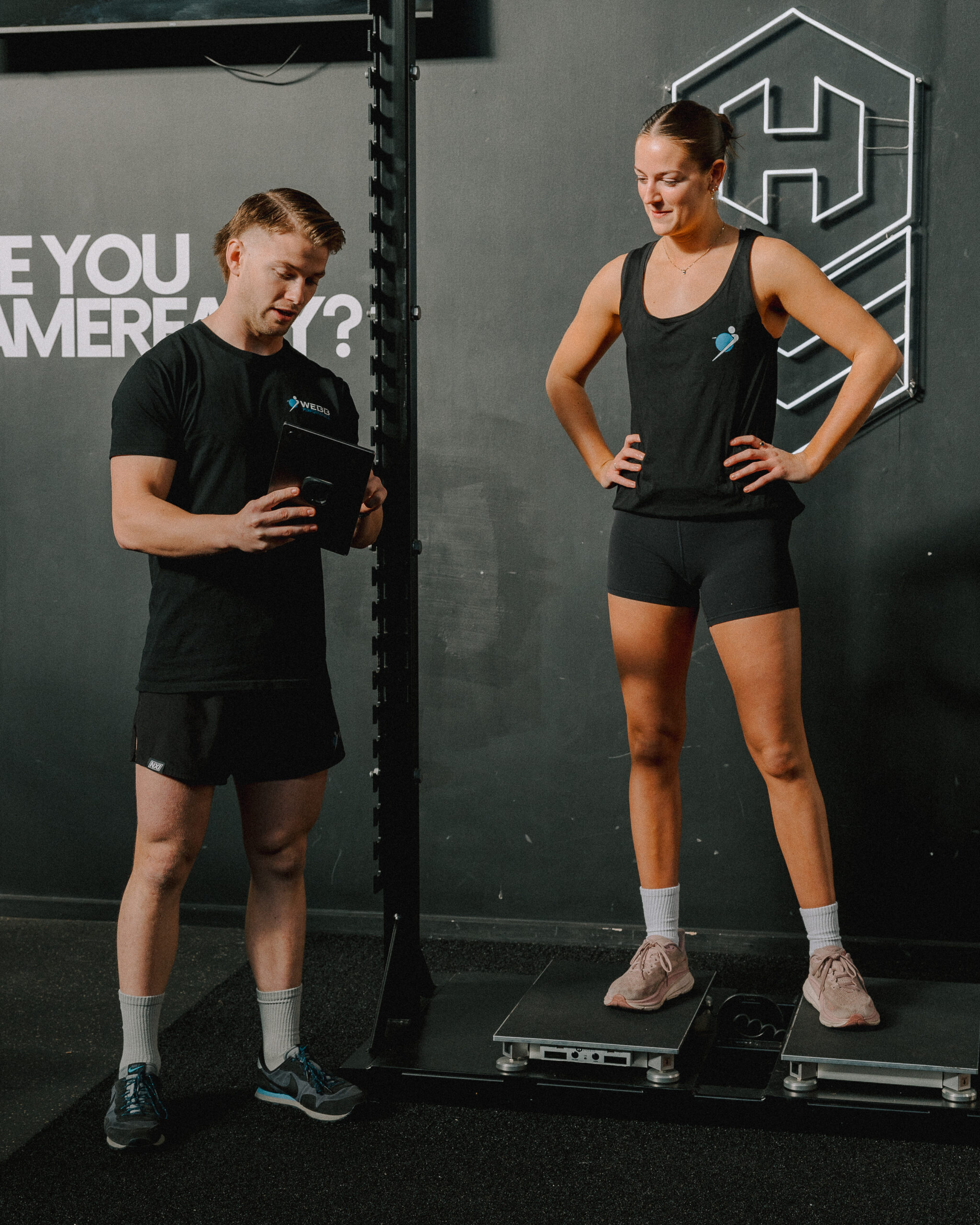 Webb_Performance-1